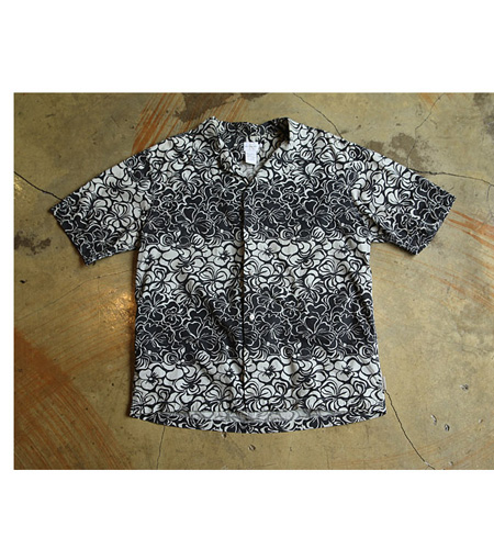 90`s Calvin Klein Hawaiian Shirt (105)]